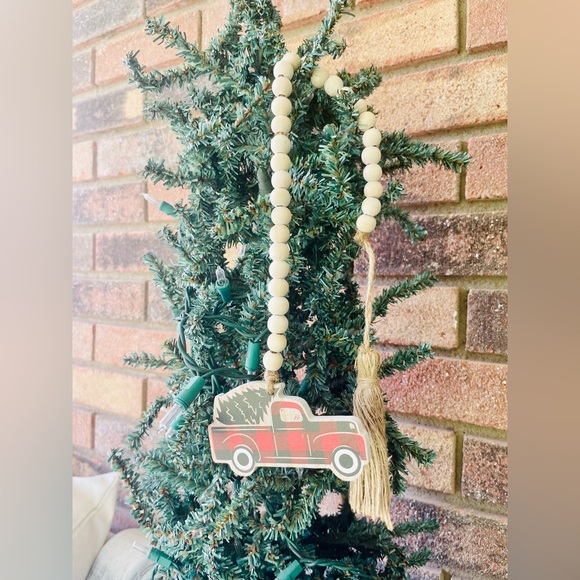 *Red Buffalo Check Truck Beaded Strand - Picture 11 of 13